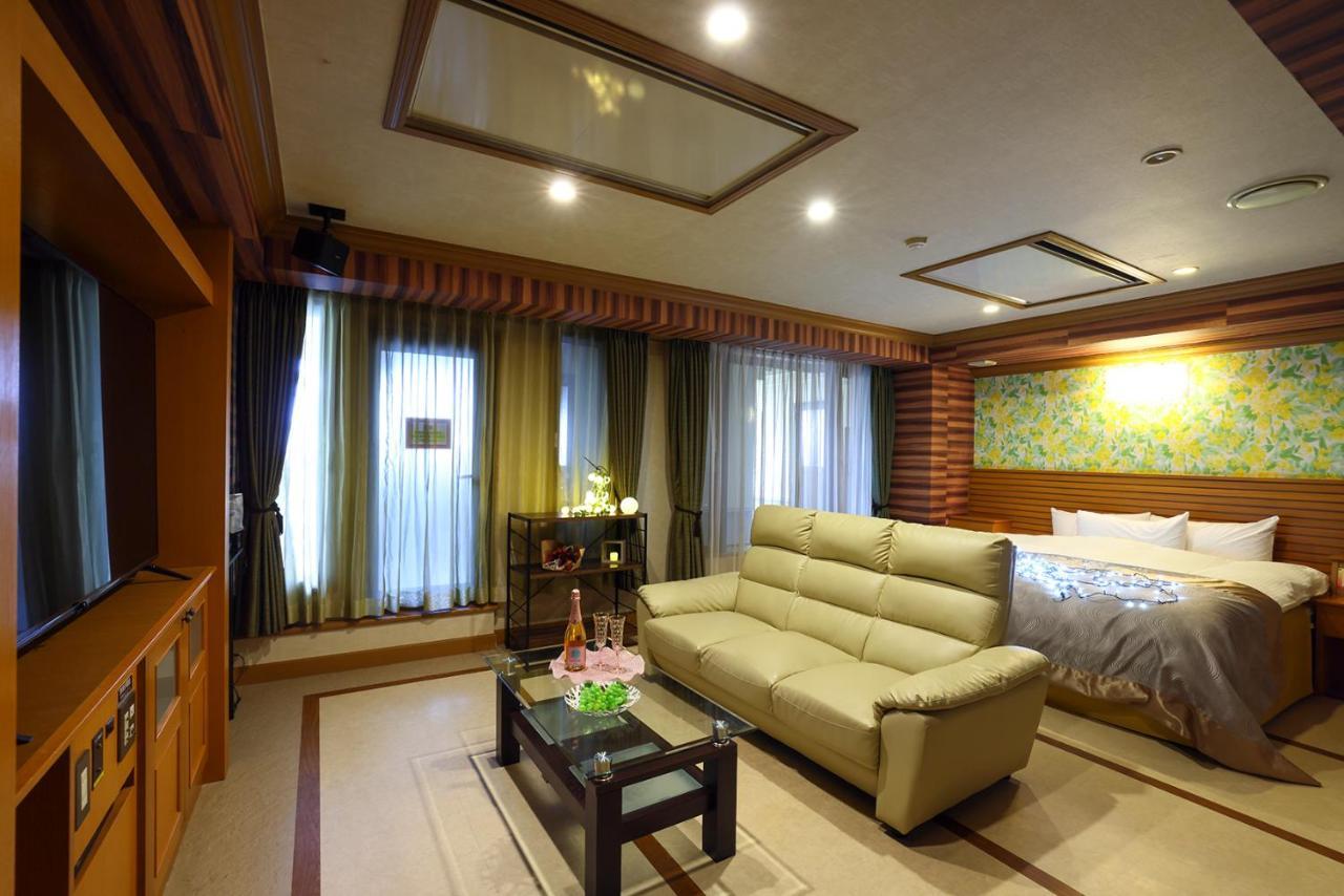 Hotel Water Gate Nagoya - Love Hotel For Couple - (Adults Only) المظهر الخارجي الصورة